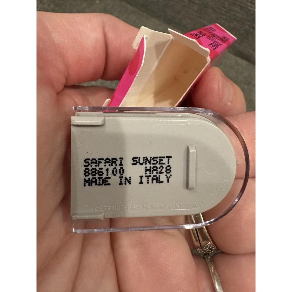 Mary Kay Signature Eye Color Safari Sunset 886100‎ Discontinued